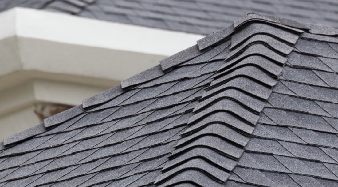 Roof Maintenance for Energy Efficiency and Aesthetic Appeal
