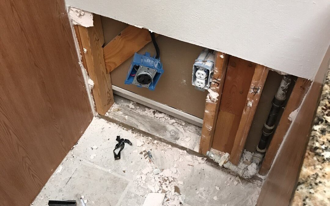 Kitchen Water Damage Mitigation in Garland, TX