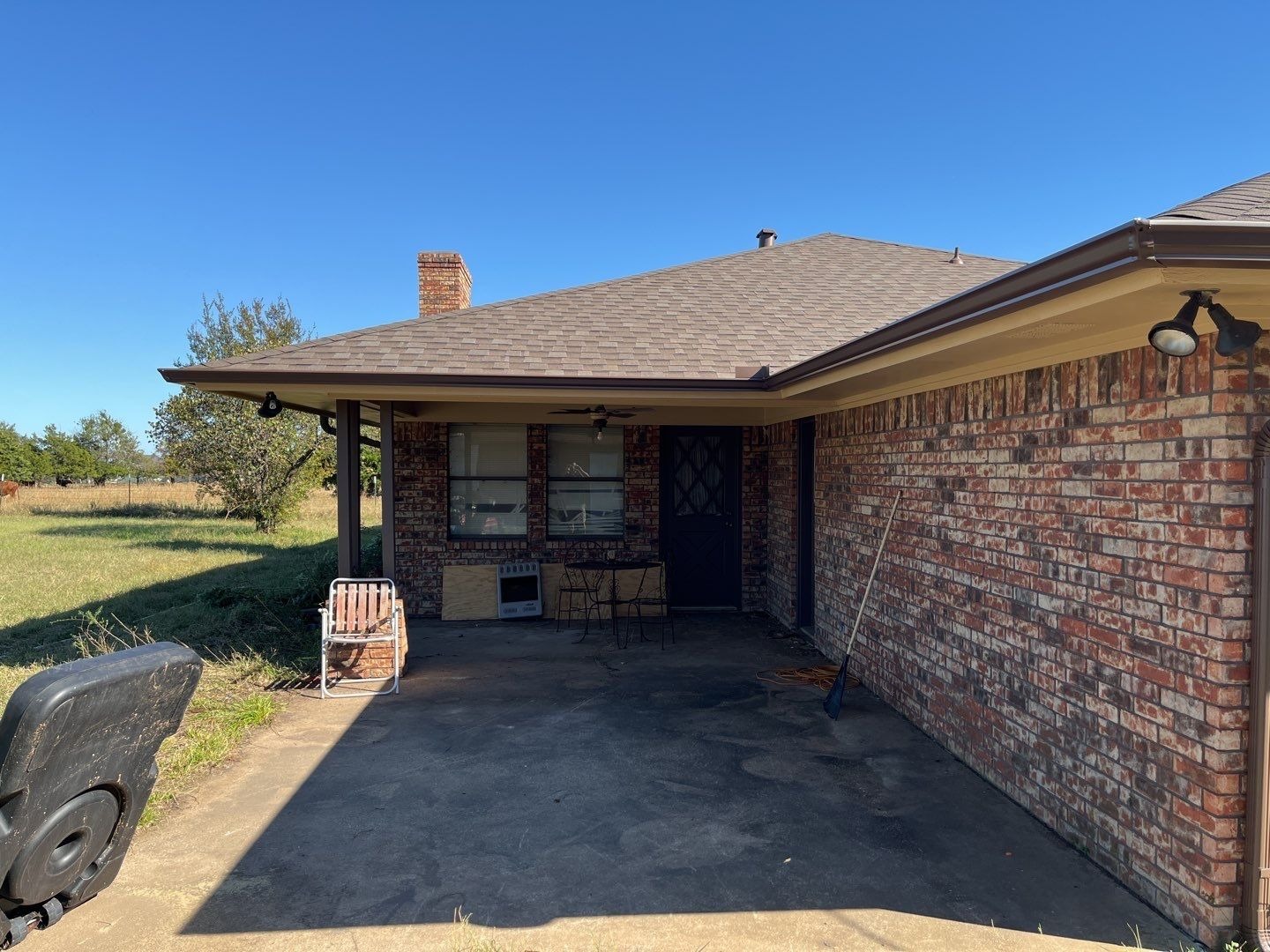 Replaced soffit and fascia trim after the roof replacement in Sherman, TX